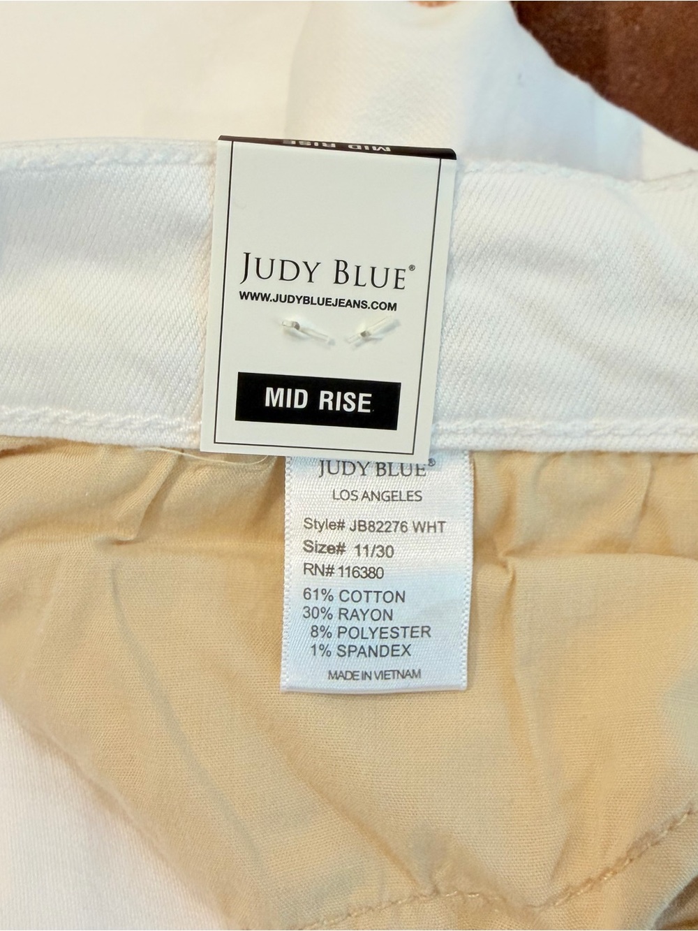 Judy Blue White Distressed Boyfriend Jeans Coastal Cowgirl Y2K 11/30 - Picture 10 of 16